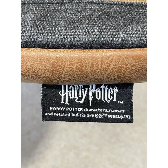 Harry Potter Notebook Laptop Sleeve Case Hogwarts W/Pockets & Soft Interior - Picture 6 of 10